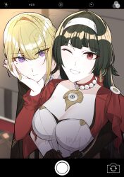 2girls :t astra_yao black_hair blonde_hair breasts cleavage evelyn_chevalier fake_phone_screenshot fake_screenshot grin hair_intakes hairband hand_in_another&#039;s_hair hand_on_another&#039;s_cheek hand_on_another&#039;s_face highres hug hug_from_behind jouhou large_breasts mole mole_under_eye multiple_girls one_eye_closed purple_eyes red_eyes selfie smile upper_body white_hairband yuri zenless_zone_zero