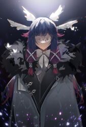 1girl blue_hair bow bowtie chinese_commentary closed_mouth coat colored_tips columbina_(genshin_impact) eye_mask fatui_coat fur-trimmed_coat fur_trim genshin_impact glowing hair_ornament hair_tubes highres light_particles miliya multicolored_hair pink_hair simple_background smile solo upper_body white_bow white_bowtie white_coat white_mask wing_hair_ornament
