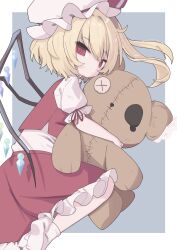 1girl bat_wings blonde_hair burumanoeat crystal crystal_wings expressionless flandre_scarlet hat hat_ribbon highres holding holding_stuffed_toy looking_at_viewer looking_to_the_side mob_cap multicolored_wings one_side_up red_eyes red_skirt red_vest ribbon side_ponytail simple_background skirt skirt_set socks solo stuffed_animal stuffed_toy teddy_bear touhou two-tone_background vest white_hat white_socks wings
