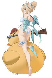 1girl absurdres aqua_sleeves artist_name ass bare_shoulders barefoot blonde_hair blue_eyes blue_hairband breasts closed_mouth commentary_request detached_sleeves from_side girls&#039;_frontline girls&#039;_frontline_2:_exilium gun hair_bun hairband highleg highleg_one-piece_swimsuit highres holding_slippers hornesix inflatable_duck inflatable_toy looking_at_viewer medium_breasts official_alternate_costume official_alternate_hairstyle one-piece_swimsuit sideways_glance simple_background single_hair_bun skindentation slippers smile solo submachine_gun suomi_(girls&#039;_frontline) suomi_(girls&#039;_frontline_2) suomi_(midsummer_pixie)_(girls&#039;_frontline) suomi_kp/-31 swimsuit thigh_strap thighs toes underboob unworn_slippers weapon white_background white_one-piece_swimsuit