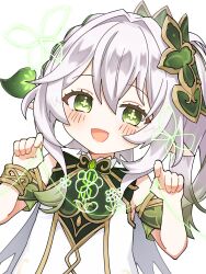1girl cross-shaped_pupils detached_sleeves genshin_impact gradient_hair green_eyes green_hair green_sleeves hair_ornament half_crown_braid highres leaf_hair_ornament multicolored_hair nahida_(genshin_impact) pointy_ears side_ponytail sidelocks simple_background smile solo symbol-shaped_pupils wararimu white_background white_hair