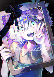 1boy basil_(headspace)_(omori) basil_(omori) black_bow blue_overalls bow collared_shirt empty_picture_frame green_eyes green_hair head_wreath highres holding holding_picture_frame looking_at_viewer male_focus mnmn3_ao omori open_mouth overalls picture_frame shirt smile solo teeth upper_body upper_teeth_only v yellow_shirt