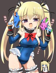 black_bow black_gloves blonde_hair blue_eyes blue_one-piece_swimsuit blue_sleeves blush bow bowtie breasts brown_background chibi commentary_request cosplay costume_switch covered_navel cowboy_shot cross-laced_clothes cross-laced_gloves crossover dead_or_alive detached_sleeves dual_wielding frilled_thigh_strap gloves hair_bow highleg highleg_one-piece_swimsuit highres holding holding_water_gun kafuru_(senran_kagura) kafuru_(senran_kagura)_(cosplay) large_breasts lets0020 long_hair looking_at_viewer marie_rose marie_rose_(cosplay) marie_rose_(devilish_servant_against_the_splashing_waves) one-piece_swimsuit open_mouth purple_eyes red_bow red_bowtie senran_kagura simple_background smile smug solo_focus swimsuit thigh_strap translation_request twintails water_gun