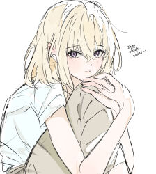 1girl bang_dream! bang_dream!_it&#039;s_mygo!!!!! blonde_hair chibiya1010 commentary_request hair_between_eyes highres hugging_own_legs korean_commentary korean_text looking_at_viewer medium_hair misumi_uika purple_eyes sidelocks simple_background solo translation_request white_background