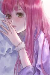 1girl absurdres blunt_bangs chinese_commentary closed_mouth commentary_request expressionless eyelashes fur_wrist_cuffs highres leaning light_blush lipstick long_hair long_sidelocks long_sleeves makeup nail_polish nikki_(nikki) nikki_(series) pink_hair pink_lips pink_nails purple_shirt sea0 shining_nikki shirt sidelocks solo upper_body very_long_hair white_background white_wrist_cuffs wrist_cuffs yellow_eyes