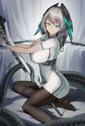 1girl absurdres aqua_eyes arknights black_pantyhose breasts closed_mouth dress fang5hine feathered_wings fingerless_gloves gloves grey_hair hair_between_eyes head_wings highres ho&#039;olheyak_(arknights) large_breasts long_tail looking_at_viewer medium_hair no_shoes pantyhose pencil_dress short_sleeves sitting smile snake_tail solo tail tongue tongue_out white_dress white_gloves wings