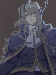 1boy argalia_(project_moon) ascot baconepibaby blue_cape blue_eyes blue_jacket cape closed_mouth gold_trim grey_background highres jacket library_of_ruina long_hair long_sleeves looking_at_viewer male_focus project_moon simple_background smile solo upper_body very_long_hair white_ascot white_hair