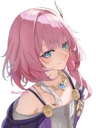 1girl absurdres bare_shoulders blue_eyes breasts coat commentary_request cyrene_(honkai:_star_rail) dress hair_ornament highres honkai:_star_rail honkai_(series) jewelry looking_at_viewer medium_hair multicolored_hair necklace pink_hair purple_coat simple_background small_breasts smile solo twitter_username two-tone_hair uiui228179 white_background white_dress white_hair