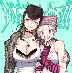 2girls animal_print beanie blonde_hair blue_eyes breasts brown_hair camisole character_request choker cleavage crop_top girls_und_panzer green_background green_eyes hat katsuoboshi large_breasts leopard_print long_hair multicolored_hair multiple_girls pompadour simple_background small_breasts streaked_hair yuri_(girls_und_panzer)
