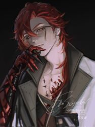1boy black_background chest_tattoo closed_mouth collarbone glasses hair_between_eyes hand_on_own_face highres jacket long_hair looking_at_viewer male_focus mortefi_(wuthering_waves) open_clothes open_jacket parted_bangs red_hair simple_background slit_pupils solo tattoo toseyoki white_jacket wuthering_waves yellow_eyes