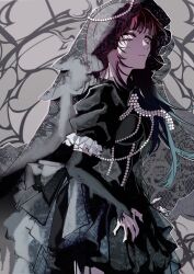 1girl bead_necklace beads black_dress black_hair closed_mouth commentary_request dress highres jewelry long_hair looking_at_viewer multicolored_hair necklace original orihara_(ewkkyorhr) red_hair solo streaked_hair white_eyes