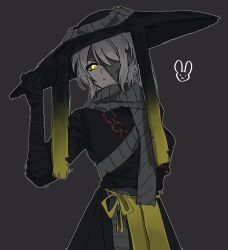 Rule 34 | 1girl, ajirogasa, bandaged arm, bandages, chain, conical hat, faust (project moon), grey background, grey scarf, hand wraps, hat, heishou pack-mao branch (identity) (project moon), highres, limbus company, looking at viewer, one eye covered, project moon, ribbon, rice hat, scarf, short hair, simple background, solo, standing, upper body, white hair, xxed h, yellow eyes, yellow ribbon
