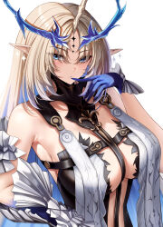 1girl absurdres armpit_crease bare_shoulders black_collar blonde_hair blue_eyes blue_hair breasts collar colored_inner_hair commentary crown_of_thorns earrings fleurdelys_(wuthering_waves) floating_earrings hand_up helloodaf highres jewelry large_breasts light_blush looking_at_viewer multicolored_hair necklace parted_bangs parted_lips pointy_ears sidelocks simple_background solo tacet_mark_(wuthering_waves) upper_body white_background wuthering_waves