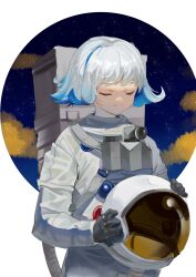 1girl absurdres astronaut blue_hair camera chinese_commentary closed_eyes closed_mouth cloud colored_inner_hair commentary_request gloves grey_gloves helmet highres holding holding_helmet long_sleeves multicolored_hair original short_hair sky smile solo space_helmet spacesuit star_(sky) starry_sky sterlank unworn_headwear unworn_helmet upper_body white_hair