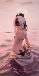 1girl absurdres alternate_costume bare_back bare_shoulders bikini black_bikini blue_archive closed_mouth demon_girl demon_horns demon_wings ear_piercing from_behind highres horns kayoko_(blue_archive) long_hair looking_at_viewer ocean piercing ponytail red_eyes rifu002 sidelocks single_wing smile solo swimsuit very_long_hair white_hair wings