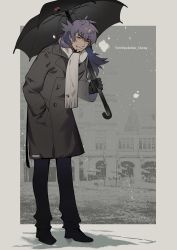 1boy absurdres alternate_costume black_gloves black_pants black_umbrella buttons coat commentary_request facial_hair full_body gloves grey_coat hand_in_pocket highres holding holding_umbrella leaning_forward leon_(pokemon) long_hair long_sleeves looking_at_viewer male_focus nintendo pants pokemon pokemon_swsh scarf shoes smile snowing solo standing umbrella winter_clothes yellow_eyes youchengyan