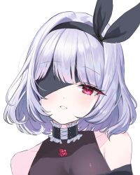 1girl bare_shoulders black_choker choker eyepatch frilled_choker frills grin hair_ribbon highres looking_at_viewer off_shoulder original q_cupid_p3 red_eyes ribbon short_hair simple_background sleeveless smile solo upper_body white_background white_hair