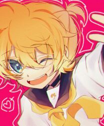 1boy black_choker black_sailor_collar blonde_hair blue_eyes choker eyes_visible_through_hair film_grain hair_between_eyes heart high_ponytail highres kagamine_len looking_at_viewer male_focus mattari_haruto messy_hair necktie outline pink_background ponytail sailor_collar shirt short_ponytail solo spoken_heart teeth upper_body upper_teeth_only vocaloid white_outline yellow_necktie