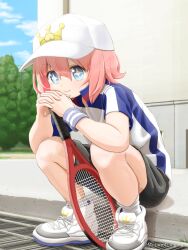 1boy artist_name baseball_cap black_shorts blue_eyes commentary hair_between_eyes hat head_rest highres interlocked_fingers looking_at_viewer male_focus motimoti_mgmg ocean_prince official_alternate_costume outdoors own_hands_together parted_lips pink_hair puyopuyo puyopuyo_quest racket salde_canarl_shellbrick_iii shoes short_hair shorts sitting smile sneakers socks solo sparkling_eyes sportswear sweat sweatband tennis_no_ouji-sama tennis_racket tennis_uniform tree twitter_username white_hat white_shoes white_socks