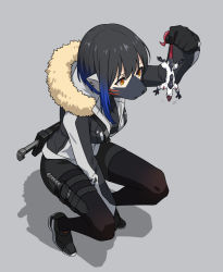 1girl black_footwear black_hair black_leggings black_shorts blue_hair cyborg female_focus fur-trimmed_jacket fur_trim furry furry_female gecko gradient_hair holster jacket knife layer_(reishuu) leggings multicolored_hair orange_eyes original shadow sheath sheathed shorts solo squatting sword thigh_holster weapon