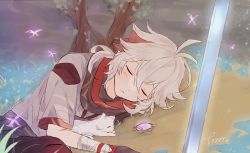 1boy animal bandaged_arm bandages black_gloves blush bug butterfly cat closed_eyes commentary day genshin_impact gloves grass grave hair_between_eyes highres insect japanese_clothes kaedehara_kazuha male_focus multicolored_hair outdoors parted_lips planted planted_sword planted_weapon ponytail red_hair signature sleeping streaked_hair sword symbol-only_commentary tamamura_(tmmr5) tree upper_body vision_(genshin_impact) weapon white_cat white_hair