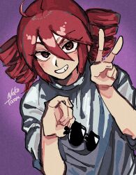1girl ahoge alternate_costume artist_name blush drill_hair grin hair_between_eyes hands_up highres holding holding_removed_eyewear kasane_teto liar_dancer_(synthesizer_v) looking_at_viewer nekotarou_(nekotaro_woohoo) pinky_out purple_background red_eyes red_hair shirt short_sleeves smile solo sunglasses t-shirt twin_drills unworn_eyewear upper_body utau v v-shaped_eyebrows white_shirt