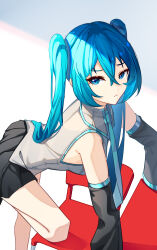1girl absurdres black_sleeves blue_eyes blue_hair closed_mouth detached_sleeves hatsune_miku highres long_hair looking_at_viewer solo twintails vocaloid white_background zuiai_gongzhu_dianxia