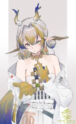 Rule 34 | 1girl, absurdres, arknights, artist name, bare shoulders, belt, blonde hair, blurry, chinese commentary, closed mouth, collarbone, colored extremities, commentary, dated, dated commentary, dragon girl, dragon horns, earrings, eyeliner, green eyes, grey background, grey hair, hair between eyes, hair intakes, hand on own chest, highres, horns, hxzdz, jacket, jewelry, long hair, long sleeves, looking at viewer, makeup, multicolored hair, necklace, off shoulder, orange eyeliner, outstretched hand, pointy ears, purple hair, shu (arknights), solo, strapless, tube top, white belt, white jacket, white tube top