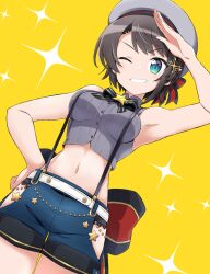 1girl armpits beret black_bow black_bowtie blue_eyes blue_shorts bow bowtie breasts brown_hair cropped_shirt cross_hair_ornament grey_hat grey_shirt hair_ornament hand_on_own_hip hat hip_vent hololive large_ribbon medium_breasts midriff mutsuki_riichi navel one_eye_closed oozora_subaru open_mouth salute shirt short_hair shorts smile solo waist_ribbon yellow_background