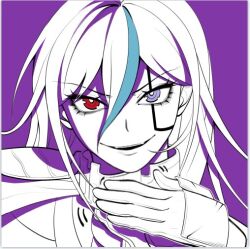 1girl armor blue_hair eyelashes female_focus hair_between_eyes hand_up heterochromia looking_at_viewer multicolored_hair open_mouth purple_background purple_eyes red_eyes shoulder_armor simple_background smile solo solo_focus the_hundred_line_-last_defense_academy- v&#039;ehxness white_hair