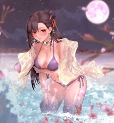 1girl alternate_costume art_undertaker bikini black_hair breasts cleavage commentary_request full_moon girls&#039;_frontline girls&#039;_frontline_2:_exilium hair_ornament highres korean_commentary light_smile long_hair moon night night_sky orange_eyes outdoors parted_lips partially_submerged qbz-191_(girls&#039;_frontline) qiongjiu_(girls&#039;_frontline_2) side-tie_bikini_bottom sky solo swimsuit