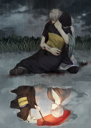 1boy 1girl arima_(iro_rabbit) black_hair blood different_reflection gintama hair_bun highres hug japanese_clothes kimono otose outdoors parasol rain reflection remembering sakata_gintoki silver_hair single_hair_bun umbrella