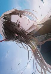 1boy absurdres bishounen black_hair black_hanfu blue_sky blurry bokeh brown_hair chinese_clothes cloud coat day depth_of_field falling_leaves green_coat green_eyes hair_bun hair_ornament hair_stick hanfu highres korean_commentary leaf lens_flare long_hair looking_at_viewer male_focus outdoors return_of_the_mount_hua_sect sideways single_hair_bun sky smile solo tang_bo_(return_of_the_mount_hua_sect) upper_body young57440489