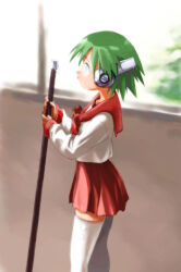 1girl absurdres bow bowtie broom commentary_request green_eyes green_hair highres holding holding_broom long_sleeves multi_(to_heart) pleated_skirt profile red_bow red_bowtie red_sailor_collar red_skirt robot_ears saeki_shouji sailor_collar school_uniform serafuku shirt short_hair skirt solo thighhighs to_heart to_heart_(series) white_shirt white_thighhighs zettai_ryouiki