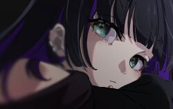 1girl black_dress black_hair blurry bocchi_the_rock! chin_piercing clothing_cutout colored_inner_hair depth_of_field dress ear_bar ear_piercing expressionless green_eyes highres hime_cut lip_piercing mouth_piercing multicolored_hair oyaji_hime pa-san piercing portrait shoulder_cutout solo