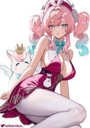 1girl adapted_costume aged_up animal_charm aqua_bow aqua_bowtie aqua_eyes aqua_hair armpit_crease bare_shoulders blue_bow bow bowtie breasts charm_(object) collar colored_tips commentary crown dress hat helloimtea highres honkai:_star_rail honkai_(series) hyacine_(honkai:_star_rail) large_breasts light_blush little_ica_(honkai:_star_rail) long_hair looking_at_viewer multicolored_hair paid_reward_available pantyhose parted_lips pink_dress pink_hair pink_hat sideboob simple_background solo twintails white_background white_collar white_pantyhose