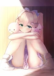 1girl absurdres blonde_hair blue_bow blue_skirt blush bow closed_mouth commentary crossed_arms day eyes_visible_through_hair full_body green_eyes hair_between_eyes hair_bow hair_intakes hair_ornament high-waist_skirt highres hugging_own_legs indoors knees_together_feet_apart kokoroofiscream looking_at_viewer no_shoes official_alternate_costume on_shoulder shirt sidelighting sitting skirt smile socks solo split_mouth straight-on straight_hair stuffed_animal stuffed_cow stuffed_duck stuffed_toy summer_pockets thighs tsumugi_wenders twintails white_shirt white_socks x_hair_ornament