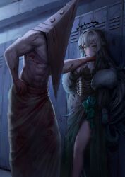 1boy 1girl abs black_halo blood blood_on_body blood_on_clothes blood_on_hands blush breasts cleavage closed_mouth commentary commission commissioner_upload dress english_commentary feet_out_of_frame fur_trim gloves green_dress green_eyes green_gloves green_skirt grey_hair hair_between_eyes hair_ornament halo hand_on_another&#039;s_neck hand_on_own_hip highres indie_virtual_youtuber indoors large_breasts light_particles locker long_hair multiple_scars muscular muscular_male numanoan pale_skin poltera_(vtuber) pyramid_head scar silent_hill_(series) silent_hill_2 skirt strangling very_long_hair x_hair_ornament