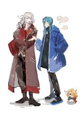 1boy 2girls bari_(project_moon) black_bow black_dress blank_speech_bubble blonde_hair blue_coat blue_hair bow chibi chibi_inset closed_eyes coat don_quixote_(project_moon) dress fangs feather_boa full_body grin hair_over_one_eye hand_in_pocket hand_on_own_chin head_tilt highres hood hood_down jingshenhuanghu limbus_company looking_at_another messy_hair multiple_girls outstretched_hand platform_shoes project_moon red_coat red_eyes sancho_(project_moon) sidelocks smile sparkle speech_bubble talking teeth upper_teeth_only waving white_background white_hair