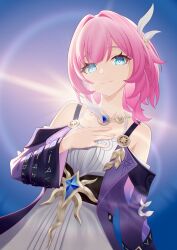 1girl absurdres bare_shoulders blue_eyes chinese_commentary closed_mouth coat commentary_request cowboy_shot cyrene_(honkai:_star_rail) dress hair_intakes hair_ornament hand_on_own_chest highres honkai:_star_rail honkai_(series) jewelry looking_at_viewer medium_hair necklace pink_hair pink_pupils purple_coat sasaki3rd smile solo white_dress