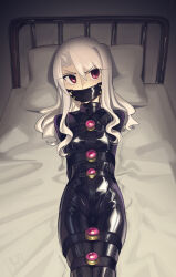 1girl bdsm belt black_belt bodysuit bondage bondage_outfit bound breasts cad_(caddo) chest_harness commentary_request fate/stay_night fate_(series) gag gag_harness gagged harness highres illyasviel_von_einzbern latex latex_bodysuit long_hair long_sidelocks looking_at_viewer lying on_back on_bed panel_gag red_eyes restrained sidelocks signature small_breasts solo white_hair