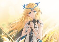 1girl bare_shoulders black_collar black_dress blonde_hair blue_eyes cartethyia_(wuthering_waves) collar commentary_request crown_of_thorns dress hakugyokurou_no_oojou-sama jewelry long_hair looking_at_viewer necklace parted_bangs parted_lips pointy_ears solo tabard tacet_mark_(wuthering_waves) upper_body white_tabard wuthering_waves
