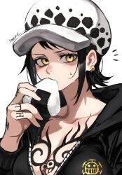 Rule 34 | 1girl, absurdres, black hair, breasts, cleavage, food, genderswap, genderswap (mtf), hat, highres, kasumi 6, looking at viewer, one piece, onigiri, rice, short hair, simple background, solo, trafalgar law, white background, white hat