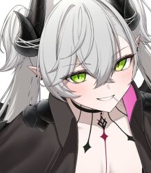 1girl black_cloak blush body_markings breasts candy choker cloak crossed_bangs demon_girl demon_horns demon_wings ear_piercing fate/grand_order fate_(series) food green_eyes grey_hair grin hair_between_eyes highres horns lilith_(fate) lilith_(second_ascension)_(fate) lollipop long_hair looking_at_viewer medium_breasts particle_sfs piercing pointy_ears smile solo twintails very_long_hair wings