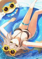 1girl afloat bare_legs bikini black_bikini blue_innertube breasts chimera_(honkai:_star_rail) commentary_request eyewear_on_head feet_out_of_frame from_above grey_hair highres honkai:_star_rail honkai_(series) innertube legs looking_at_viewer medium_breasts medium_hair solo stelle_(honkai:_star_rail) sunglasses swim_ring swimsuit thigh_strap trailblazer_(honkai:_star_rail) uni_(maru231) yellow_eyes