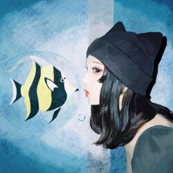 1girl angelfish animal beanie black_hair black_hat black_shirt blue_background bubble commentary_request earrings fish hat highres jewelry lips long_hair looking_at_viewer might117 original red_lips shadow shirt sidelocks translation_request tropical_fish vignetting