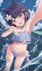 1girl :d absurdres armpits artur_link bikini blue_sky cloud commentary day english_commentary flower flower_thigh_strap frilled_bikini frills grey_bikini hair_flower hair_ornament head_tilt highres hololive hololive_english holonatsu_paradise looking_at_viewer navel ninomae_ina&#039;nis ninomae_ina&#039;nis_(holonatsu_paradise) ocean official_alternate_costume official_alternate_hair_length official_alternate_hairstyle open_mouth outdoors pointy_ears purple_eyes purple_hair reaching reaching_towards_viewer short_hair sky smile solo stomach swimsuit v virtual_youtuber