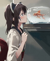 1girl back_bow bow brown_hair closed_mouth commentary_request fish fishbowl from_side goldfish hand_up headgear highres indoors japanese_clothes kimono lamb_(hitsujiniku) long_sleeves obi profile red_bow red_eyes sash solo touhoku_kiritan twintails voiceroid water white_kimono wide_sleeves