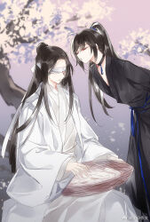 2boys basket black_choker black_hair black_hanfu black_robe blindfold chinese_clothes choker closed_eyes closed_mouth curtained_hair expressionless feet_out_of_frame flower hair_between_eyes hanfu high_ponytail holding holding_basket imminent_kiss leaning_forward long_hair long_sleeves male_focus modao_zushi multiple_boys parted_bangs pendant_choker ponytail puckered_lips robe sitting standing tassel topknot tree white_blindfold white_flower white_hanfu white_robe wide_sleeves xiao_xiao_zuowen xiao_xingchen xue_yang yaoi yaopei