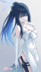 1girl absurdres arm_at_side armpit_crease bare_shoulders biting biting_glove black_hair blue_archive blue_eyes blue_hair blue_halo blunt_bangs breasts choker cleavage collarbone colored_inner_hair commentary_request covered_navel cowboy_shot dress elbow_gloves garter_straps gloves hair_ribbon halo hand_up high_ponytail highres knife knife_sheath large_breasts long_hair looking_at_viewer multicolored_hair official_alternate_costume pennosuke ponytail ribbon saori_(blue_archive) saori_(dress)_(blue_archive) sheath sheathed side_slit sidelocks signature skindentation solo strapless strapless_dress teeth thigh_sheath white_choker white_dress white_garter_straps white_gloves white_ribbon
